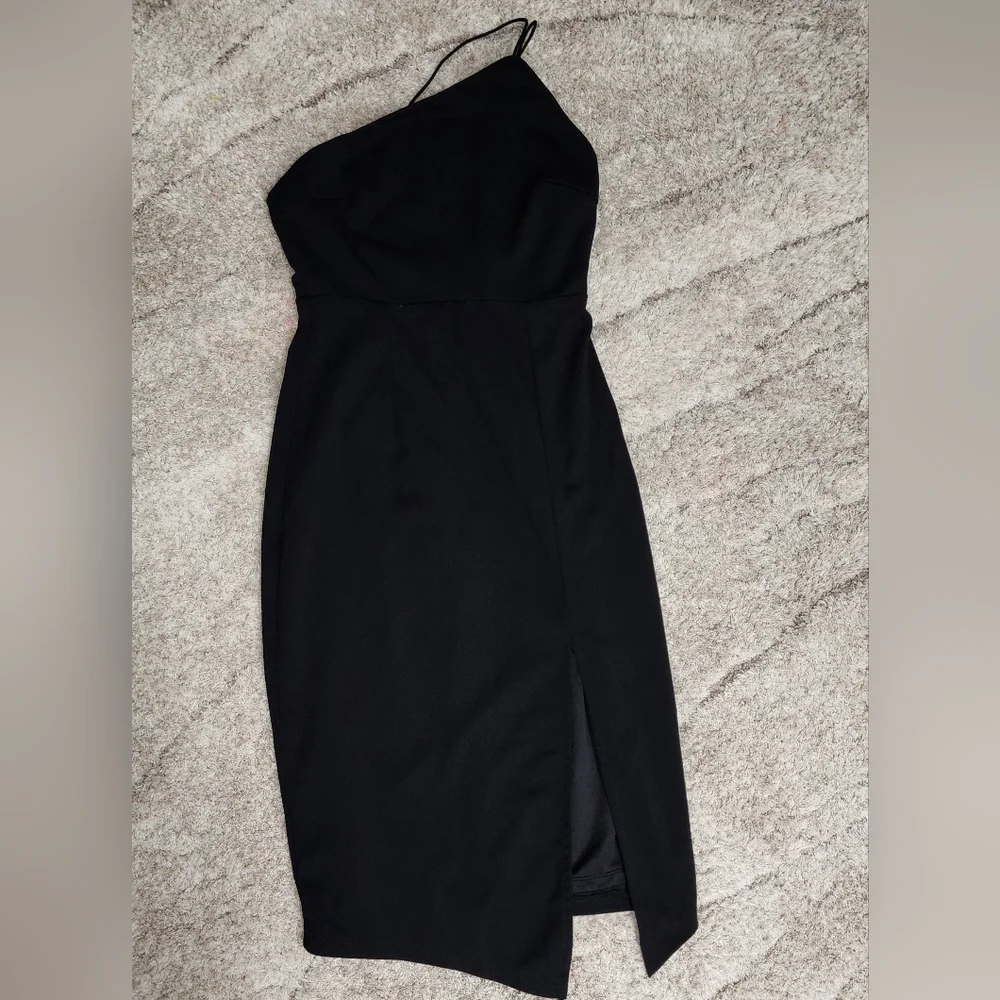 One shoulder dress - Picture 4 of 6